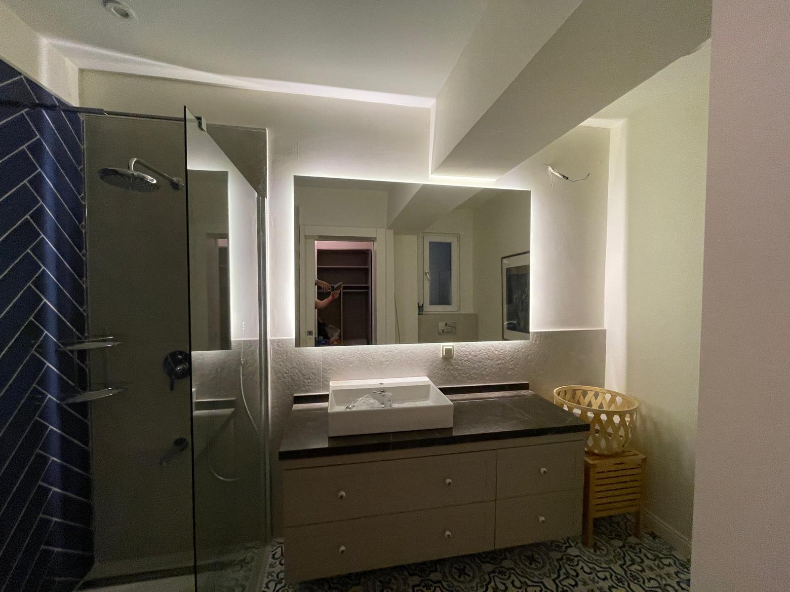 Kare Ledli Banyo aynası